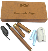 elektrische Zigarre/ Zigarette mit 2 Patronen, Akkus/ Batterien, Ladegert und Kappe